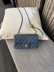 近全新💕 Chanel Mini Flap Bag 20cm 霧霾藍金球 CF20