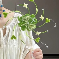 Lucky Stick Twister Hand