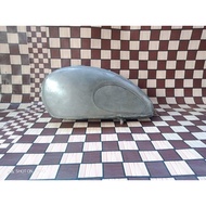 Custom W175 tank, Custom motorcycle tank, W175 model tank