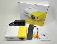 Mini projector มินิโปรเจคเตอร์ YG300 FHD1080p ไม่ต้องเสียบไฟฉาย power bank ต่อไปดูได้