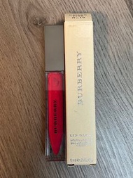Burberry lipstick no.19
