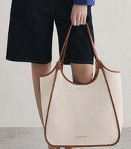 Charles & Keith 白色托特包