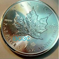加拿大楓葉銀幣，銀幣，錢幣，收藏錢幣，收藏，紀念幣，幣，silver coin，silver，coin～2017年加拿大楓葉銀幣（9999純銀，全新一盎司，有保證書）（The silver coin 1oz）