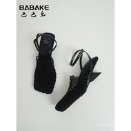 Niche 81.2 Million Bucks Uncle Summer Block Heel 2025+New Style] [Female Hollow Retro Sandals Praise