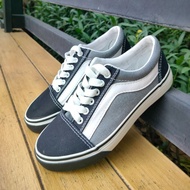 Pando รองเท้าผ้าใบ ยี่ห้อ Leo star ไซส์ 37-45