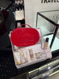 （正品）Dior 迪奧 Beauty 香港機場化妝專櫃 禮物🎁免費 紅色漆皮款小化妝包 （空包沒小祥）