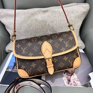 LV diane 法棍包黑色肩帶 芯片款