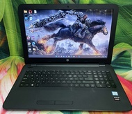 Hp i5 slim Gaming laptop big screen with Ssd R5 Graphic + intel Hd Graphic 520 like new