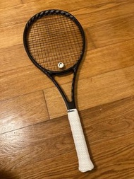 Wilson Pro Staff 97 (v13, Night Session) 315g Grip 2