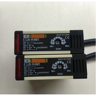 SZ 2PCS E3JK-R4M1 12V 24V 220V 5 wires new high quality photoelectric switch sensorOriginal genuine 