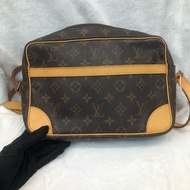 LV 中古老花單肩相機包 XC282