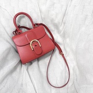Delvaux Brillant