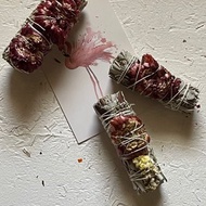 白鼠尾草與麥桿菊等乾燥花混合綑 小捆 3-4吋