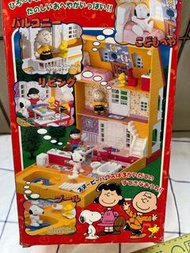 snoopy charlie brown lucy woodstock 玩具屋