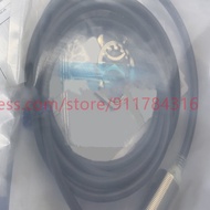 3pcs E2A-M18KS08-WP-C1E2A-M18KS08-WP-B3 E2A-M18KS08-WP-C3 Inductive Sensor New Quality