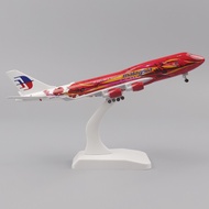 Aircraft Model 20cm 1:400 Big Saffron B747 Metal Replica Alloy Material With Landing Gear Ornament C