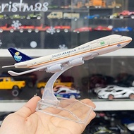 Saudi Arabian Hz-Ake Boeing B777-268ER 16cm Metal Airplane Model MB16069