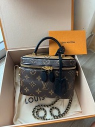 LV Vanity pm