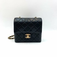 CHANEL 22K mini flap 17 山羊皮方胖子黑色金扣