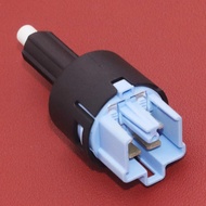 Car Brake Stop Light Lamp Switch 4 pin Fit For Mitsubishi Lancer Montero Diamante Outlander 8614A183