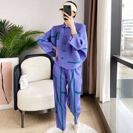 One person one fold⭐Miyake fold fashion suit female  new bat sleeve lapel top + nine-point pants high-end spring and autumn two-piece set