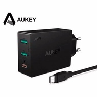 Charger aukey 3 port charger Type C
