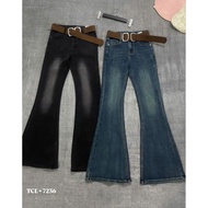 Long flared jeans with belt 7236