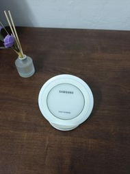 SAMSUNG 無線充電座 EP-NG930