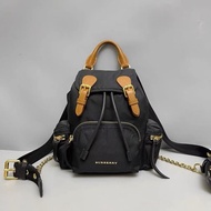 Burberry Rucksack 尼龍雙肩包/後背包