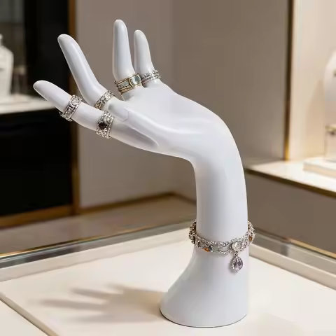 Elegant 29cm Mannequin Hand 3 Color PVC Ring Display Stand Realistic Display Stand