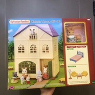 全新無開過正版外盒邊緣唔算完美，森林家族Stlvanian Families Wisteria Terrace Gift Set 別墅大屋玩具