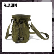 【PALLADIUM】粉袋造型斜背包 1L 軍綠 BG621