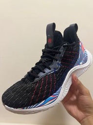 Curry10 US9