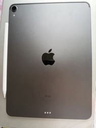 iPad Pro 2018 + Magic Keyboard