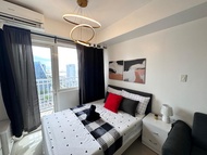 Rumah  m² dengan 1 bilik tidur dan 1 bilik mandi peribadi di Bandar Pasay (Black and White Room of A