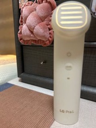 LG Pra.L Facial Device