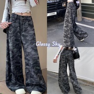 Glassy Sky Jeans Long Pants Straight Shape Very Cute Retro Camouflage Details (1822-NZ)
