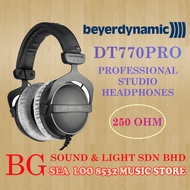 BEYERDYNAMIC DT770PRO / DT-770 PRO 250 OHM OVER-EAR STUDIO HEADPHONES IN BLACK