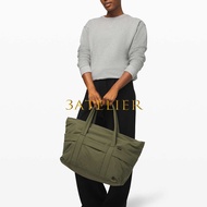 lululemon On My Level Duffle Bag Small 22L