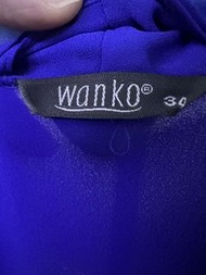 Wanko 藍色外套