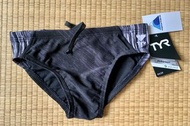 004 TYR 男裝泳褲 黑色白色條紋 比堅尼 28吋腰圍 冇排水線 swimbrief bikini Speedo Arena