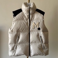 Moncler男友風厚羽絨背心