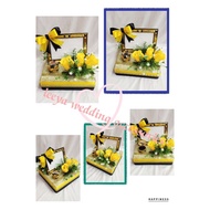 gubahan frame mas kahwin c/w bekas cincin ( black yellow)