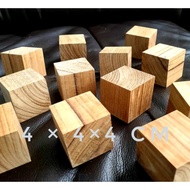 Wooden dice, teak wood cube blocks, 4 ×4×4 cm, educational blocks