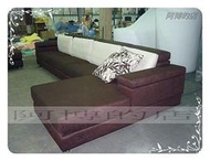 【順發傢俱】(X2)~多功能型~L型布沙發~頭枕可調~椅手可收納