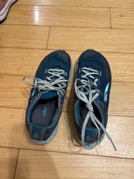 Altra timp 4 越野鞋 size37.5