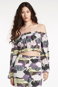 ESP เสื้อเบลาส์ทรงครอปลายกราฟิก | Off Shoulder Graphic Print Crop top | 5641