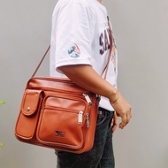 กระเป๋าสพายพาดลำตัว ใช้ได้ทั้งผู้ชายและผู้หญิง แบรนด์ WOLVES ORIGINAL แท้ 100% หนัง pc กันน้ำ ด้านใน