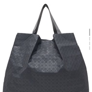 BAO BAO ISSEY MIYAKE One-Tone 灰色托特包