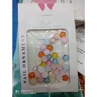 Smiley face accessories, smiley face nails